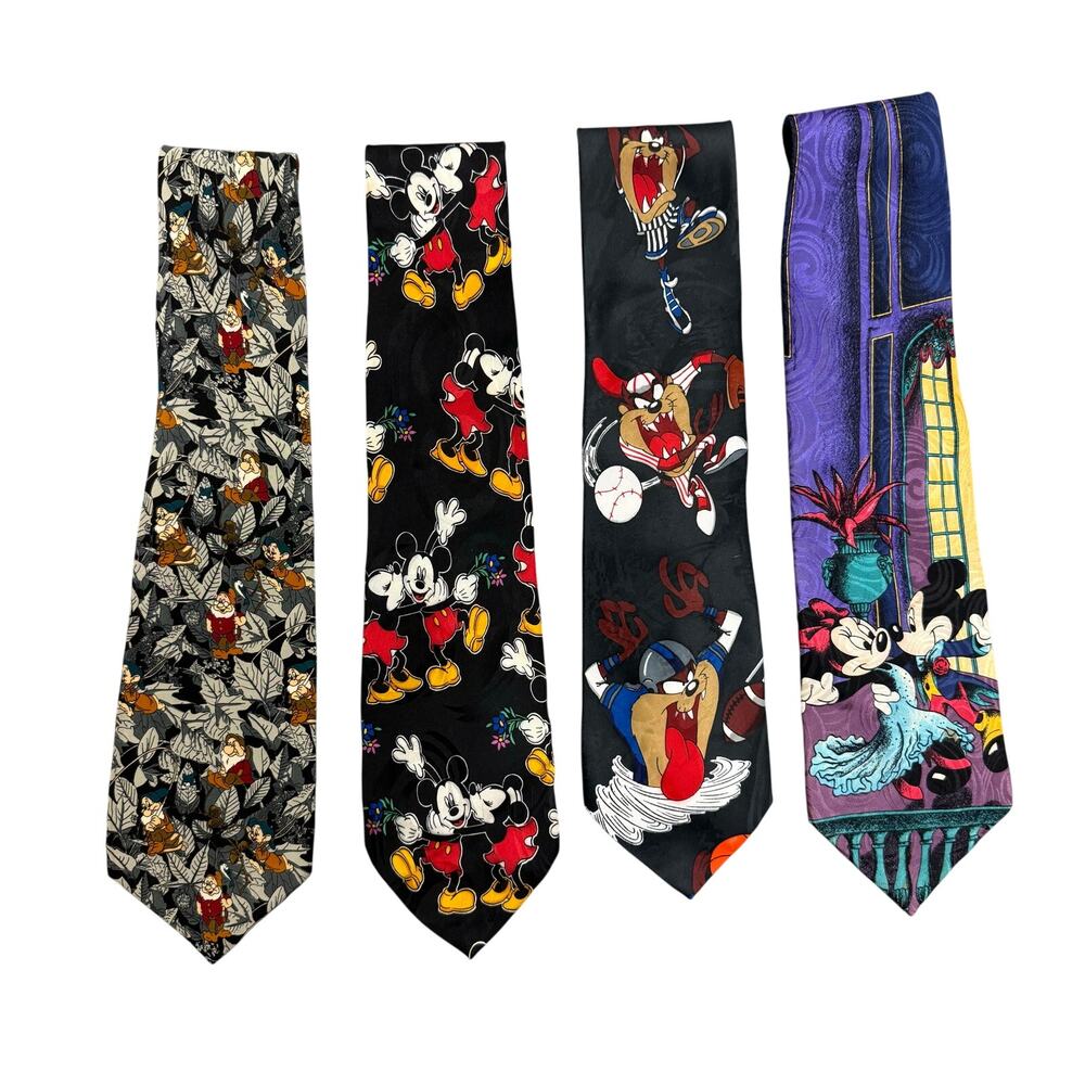 Lot of 4 Vintage Cartoon Disney Men’s  Silk‎ Neck Ties